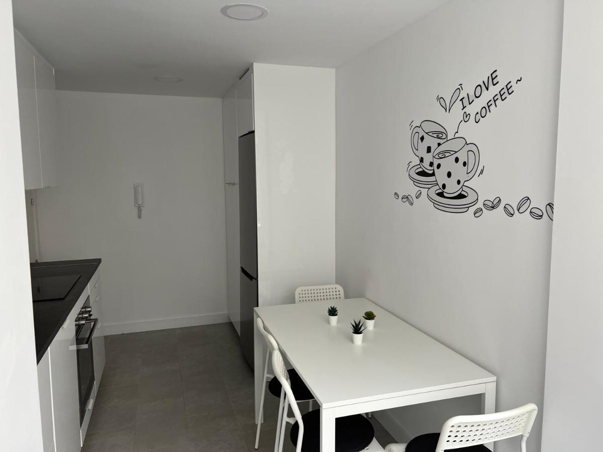 3-Bedroom + Crib - Perfect For The Family Эстепона Экстерьер фото